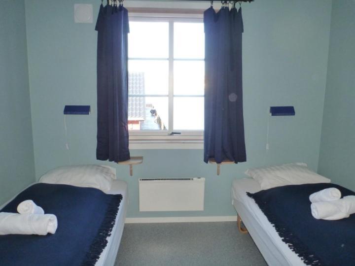 Hotel Adventure Camp Mehamn Extérieur photo