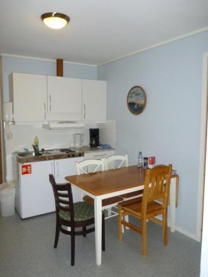 Hotel Adventure Camp Mehamn Extérieur photo